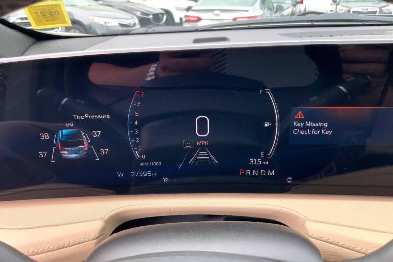 2024 Cadillac XT4 Luxury