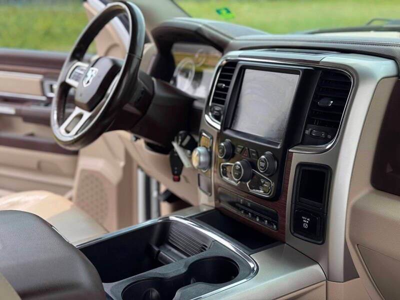 2016 RAM 1500 Laramie