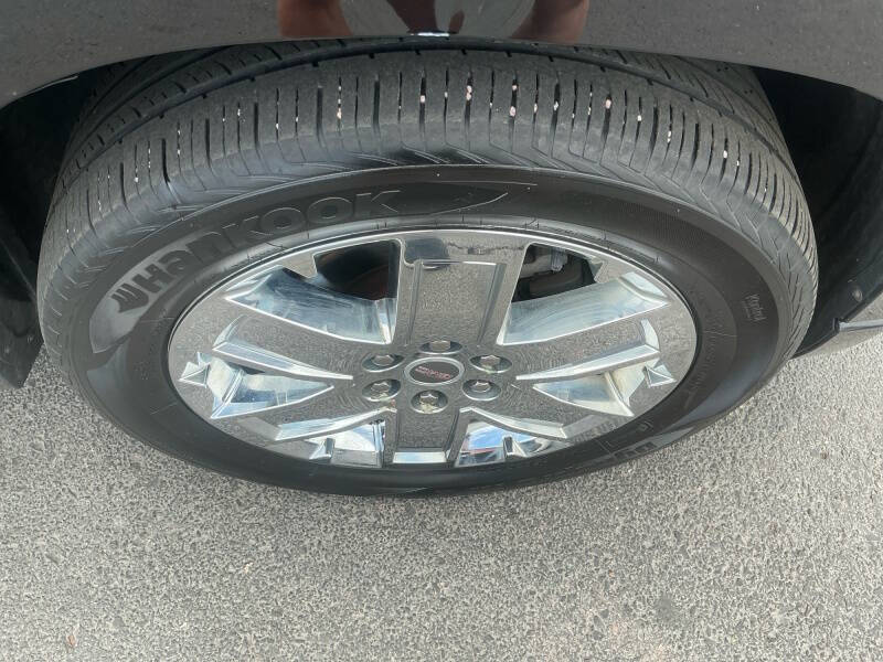 2016 GMC Acadia Denali