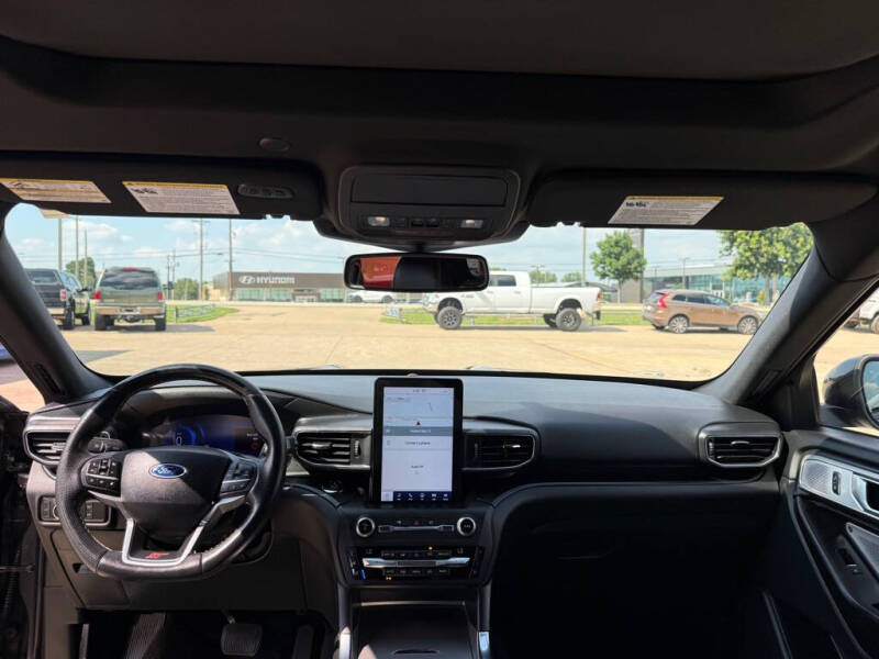 2020 Ford Explorer ST