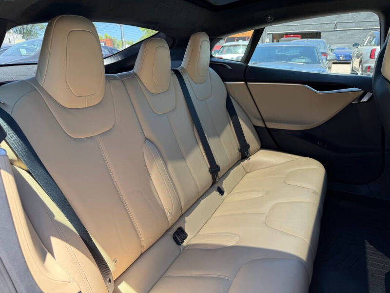 2016 Tesla Model S