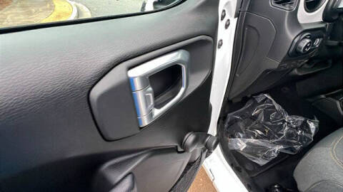 2024 Jeep Gladiator Sport