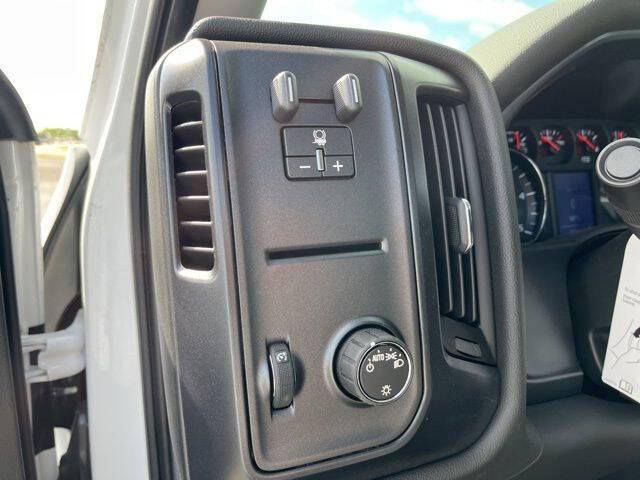 2023 Chevrolet Silverado 6500HD