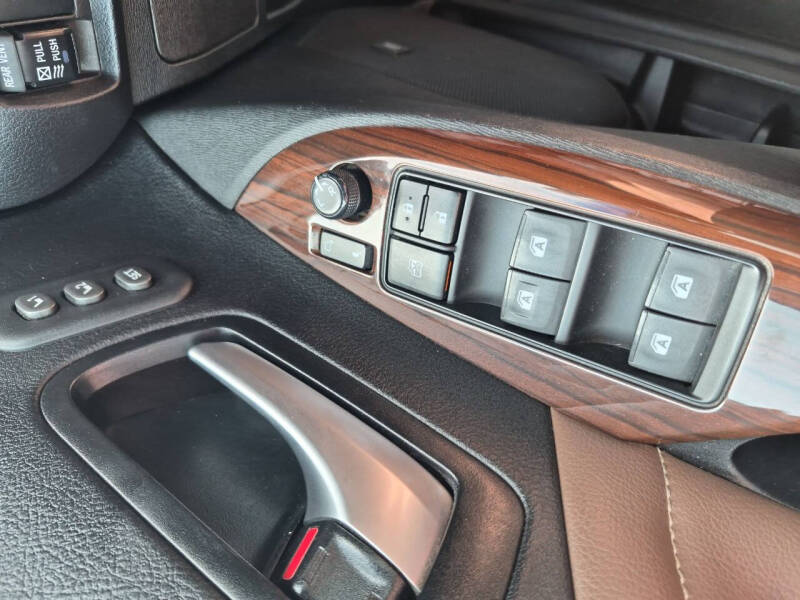 2016 Toyota Sienna Limited Premium 7-Passenger