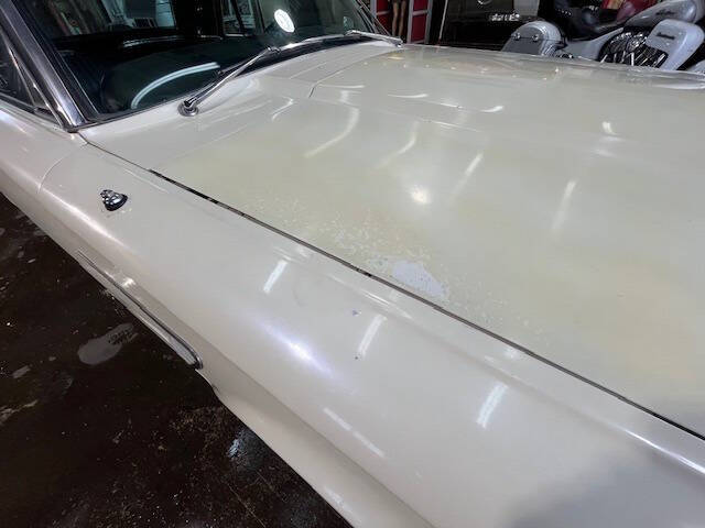 1965 Ford Thunderbird