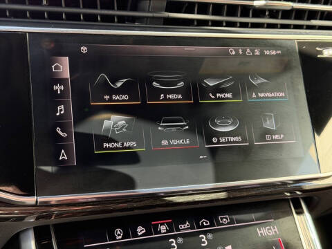 2019 Audi Q8 quattro Premium Plus 55 TFSI