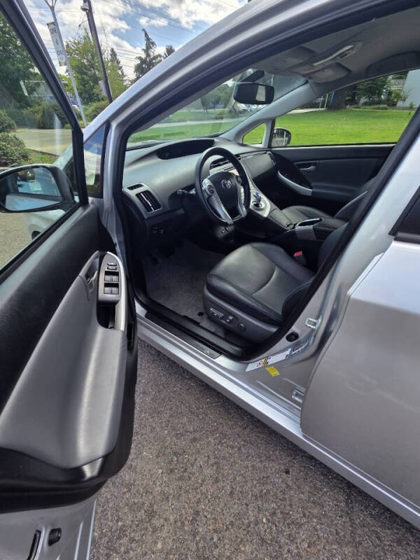 2013 Toyota Prius Four