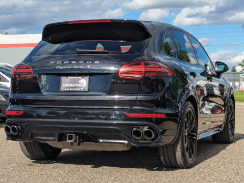 2016 Porsche Cayenne Turbo S