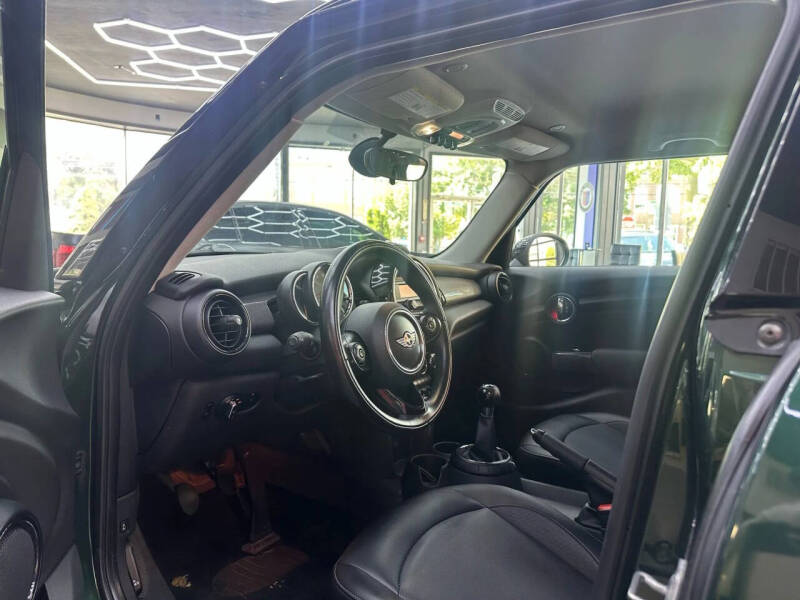2015 MINI Hardtop 4 Door Cooper