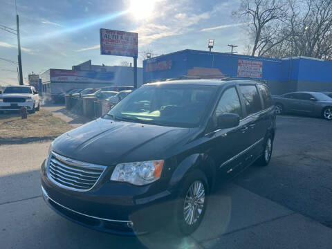 2016 Chrysler Town and Country for sale at City Motors Auto Sale LLC in Redford MI