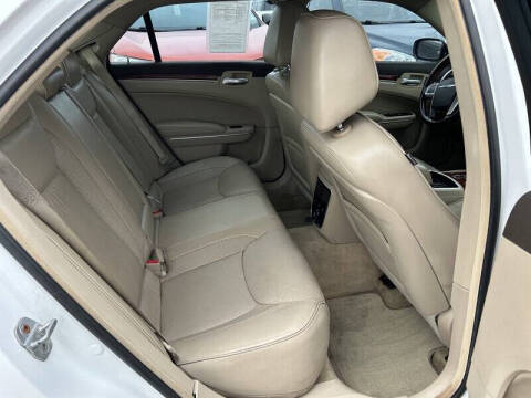 2011 Chrysler 300 Limited