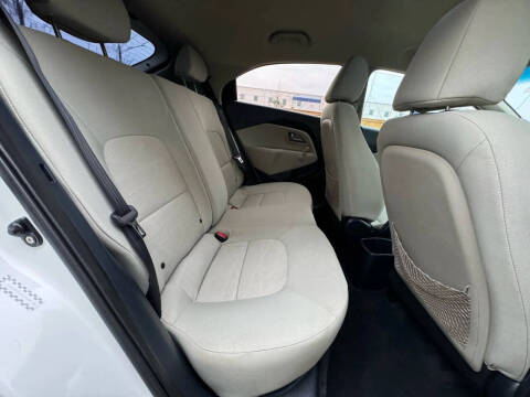 2012 Kia Rio 5-Door LX