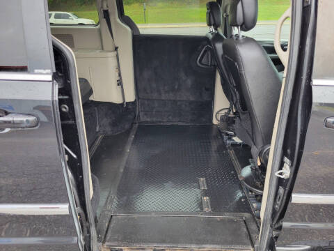 2014 Chrysler WHEELCHAIR VAN