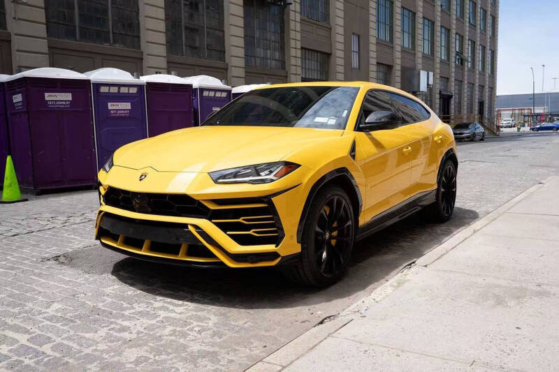 2019 Lamborghini Urus
