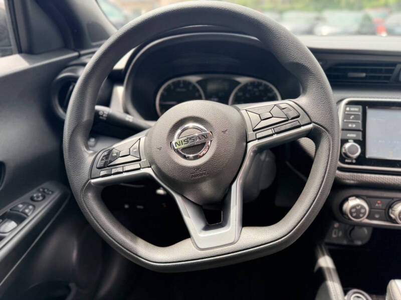 2019 Nissan Kicks SV
