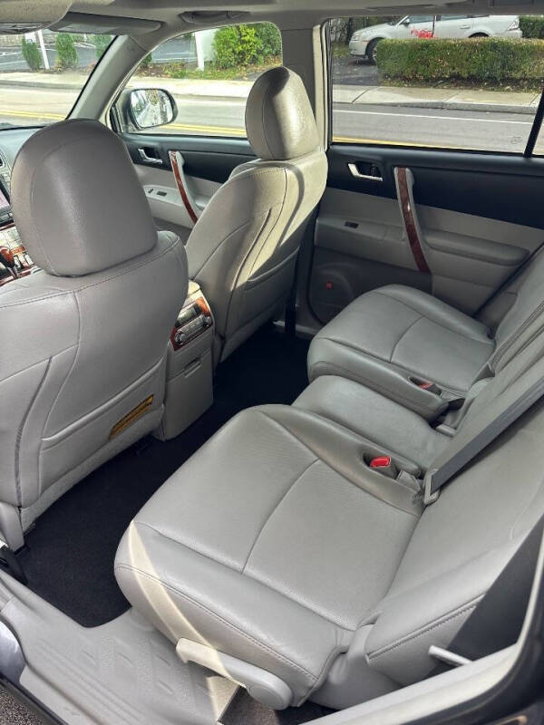 2011 Toyota Highlander Limited