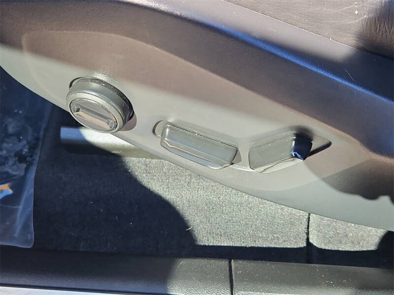 2023 Volvo XC60 B5 Core