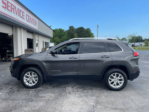 2014 Jeep Cherokee for sale at ROWE'S QUALITY CARS INC in Bridgeton NC