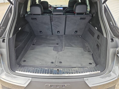 2025 Porsche Cayenne