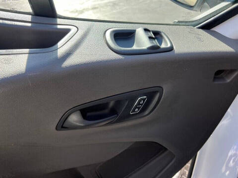 2023 Ford Transit 350 XLT