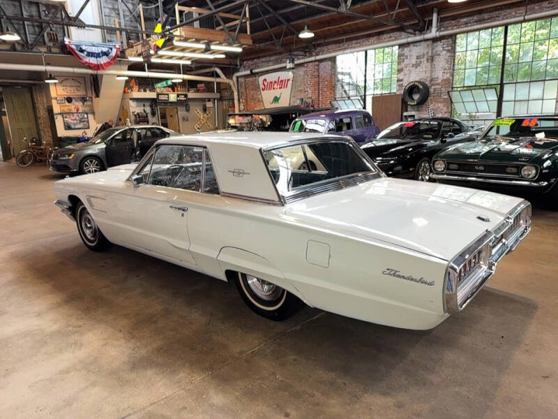 1965 Ford Thunderbird