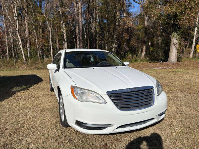 2012 Chrysler 200 LX's photo