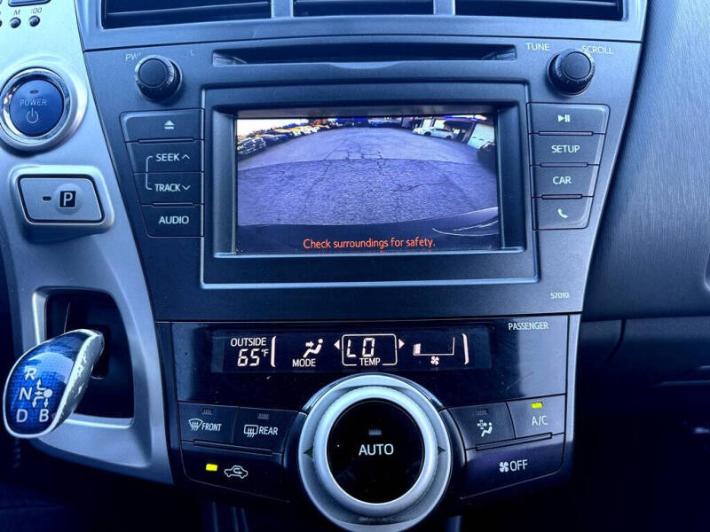 2012 Toyota Prius v