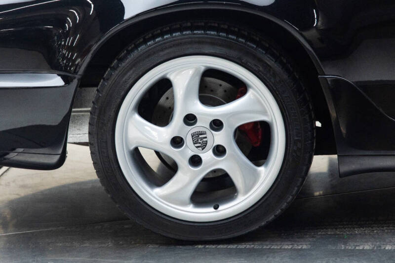 1991 Porsche 911 Carrera 2