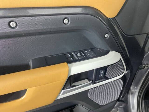 2023 Land Rover Defender 90 X-Dynamic SE