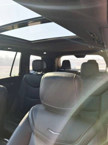 2023 Cadillac XT6 Luxury