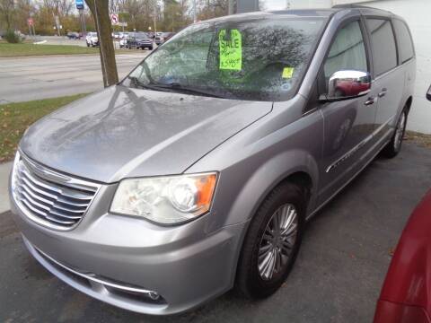 2013 Chrysler Town and Country for sale at Aspen Auto Sales in Wayne MI