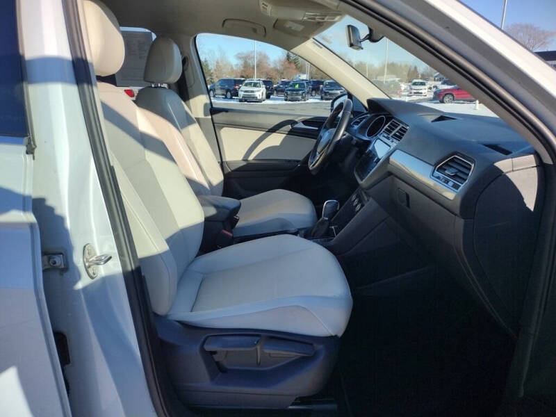 2018 Volkswagen Tiguan 2.0T SEL 4Motion