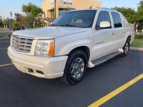 2005 Cadillac Escalade EXT for sale at Suburban Auto Sales LLC in Madison Heights MI