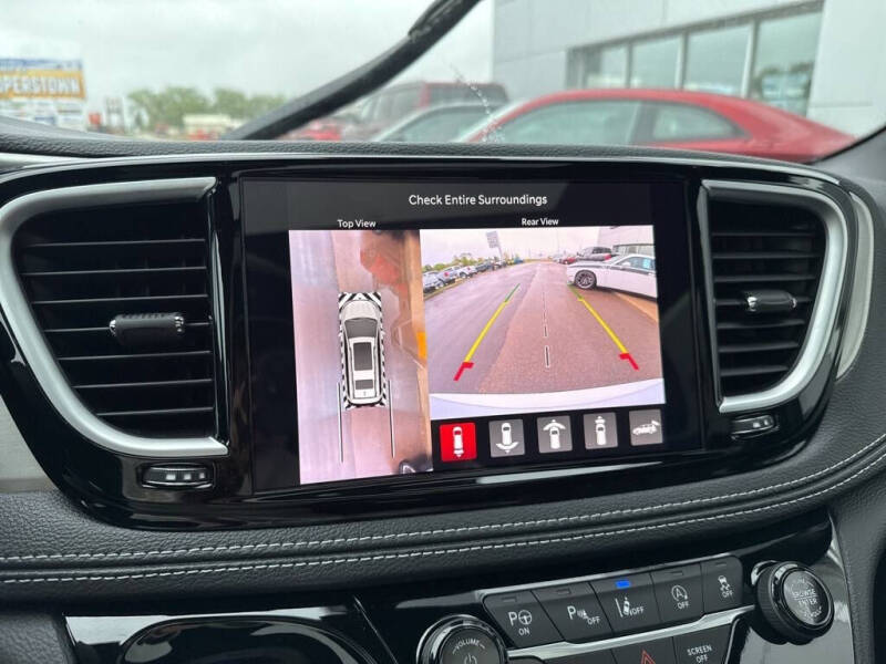 2024 Chrysler Pacifica Limited