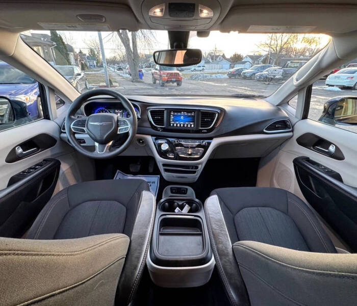 2018 Chrysler Pacifica Touring Plus