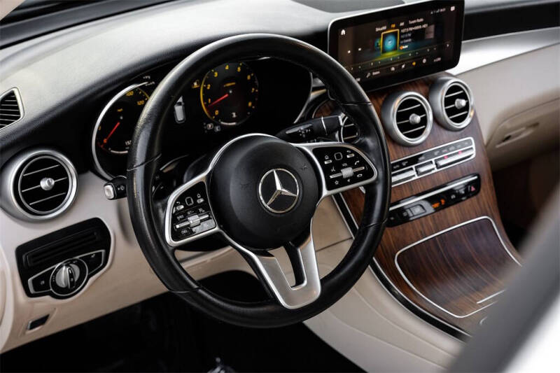 2022 Mercedes-Benz GLC GLC 300