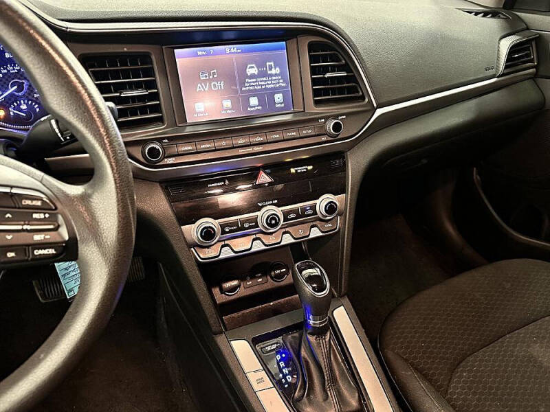 2020 Hyundai Elantra