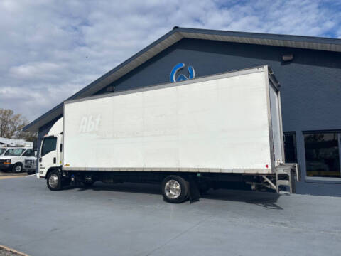 2017 Isuzu NRR 24FT Box Van