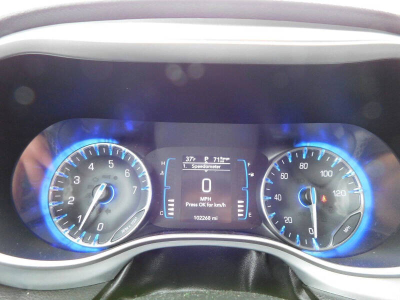 2020 Chrysler Pacifica Touring