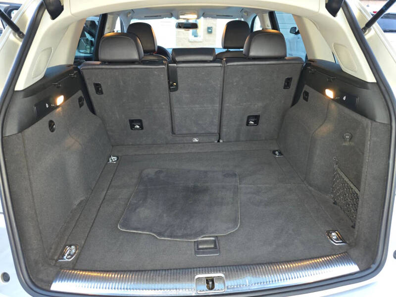 2017 Audi Q5 2.0T quattro Premium Plus