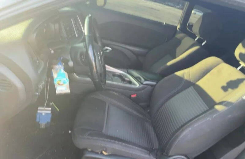 2022 Dodge Challenger SXT