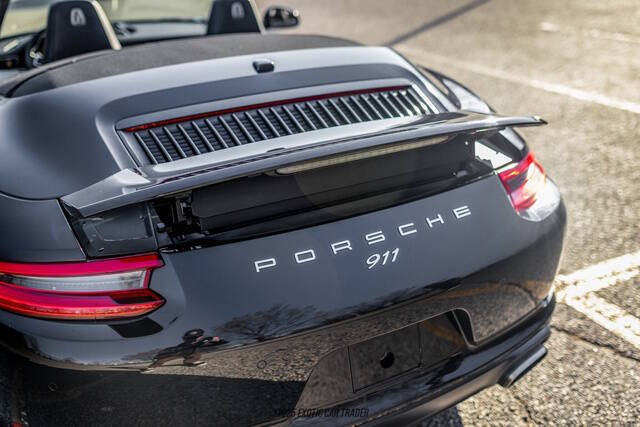 2017 Porsche 911