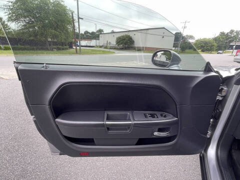 2013 Dodge Challenger SXT