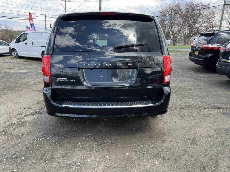 2017 Dodge Grand Caravan SE