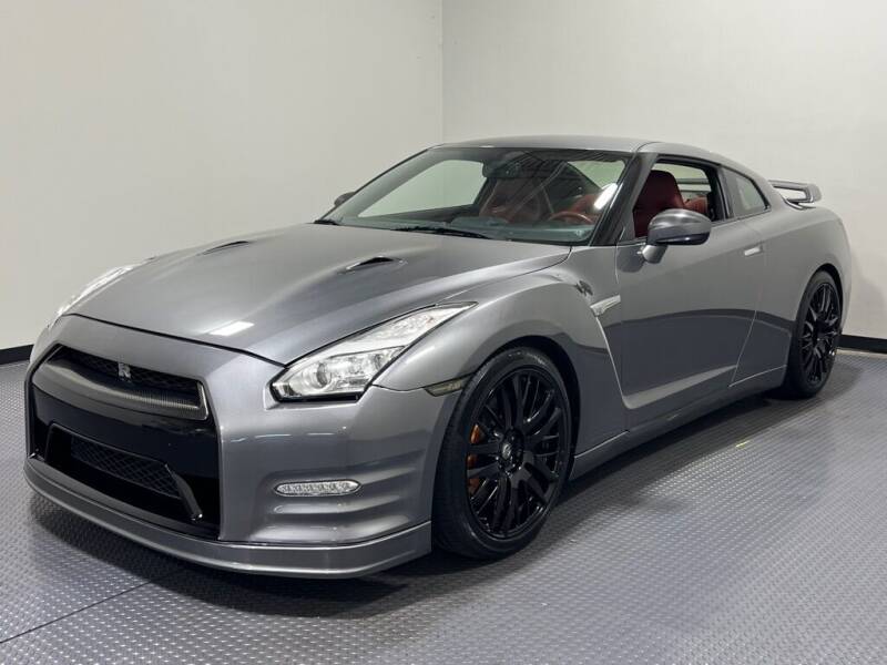 2016 Nissan GT-R for sale at Cincinnati Automotive Group in Lebanon OH
