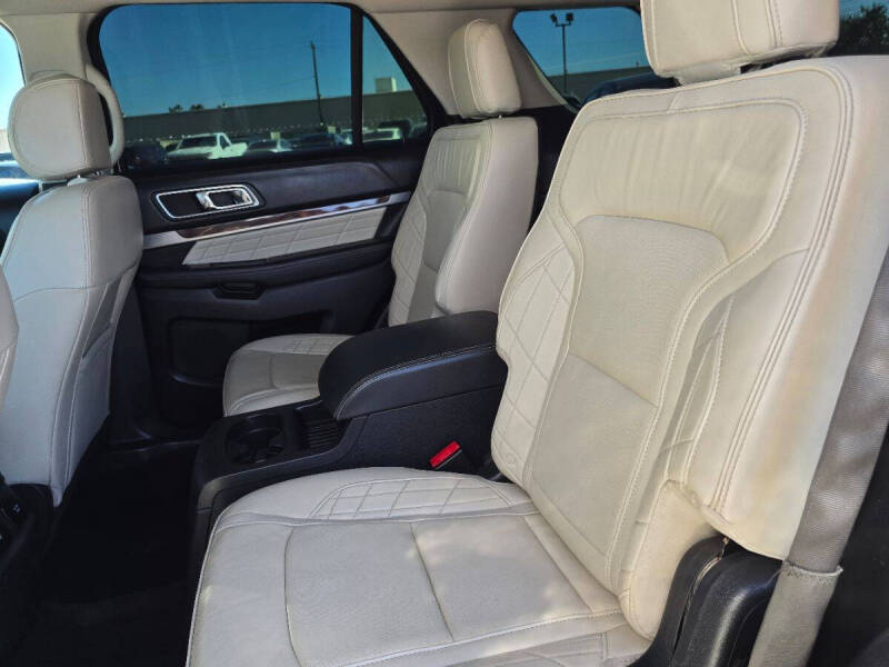 2016 Ford Explorer Platinum