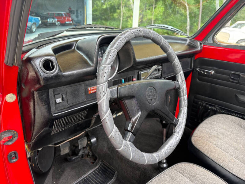 1976 Volkswagen Super Beetle