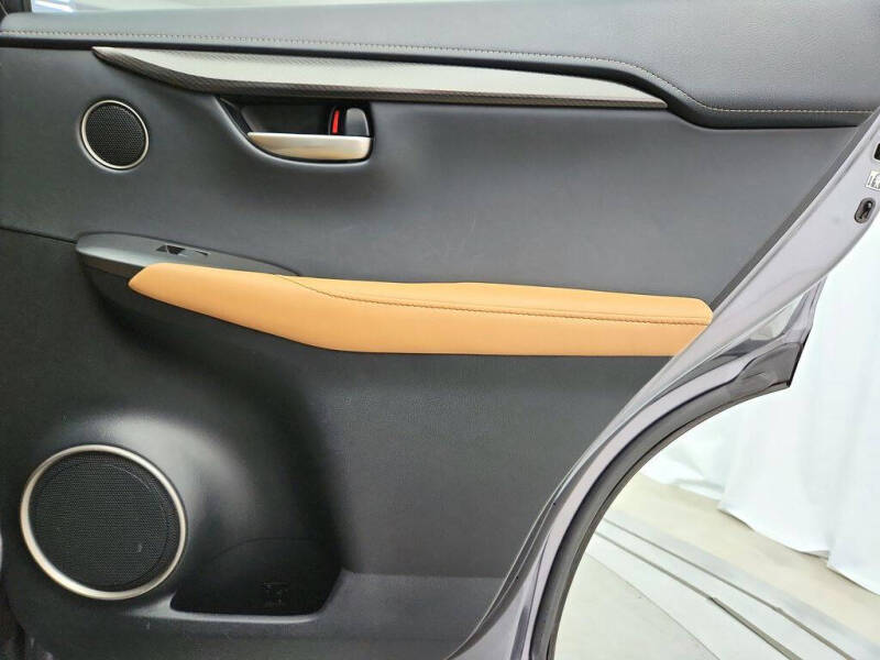 2017 Lexus NX 200t
