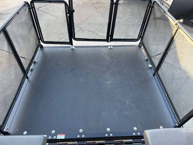 2023 Coleman 270TQ