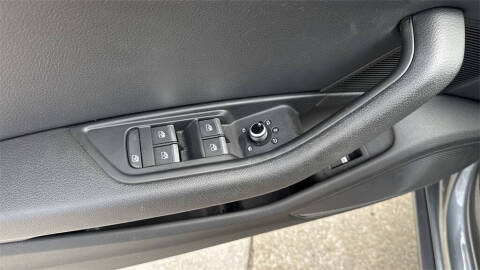 2017 Audi A4 2.0T quattro Prestige